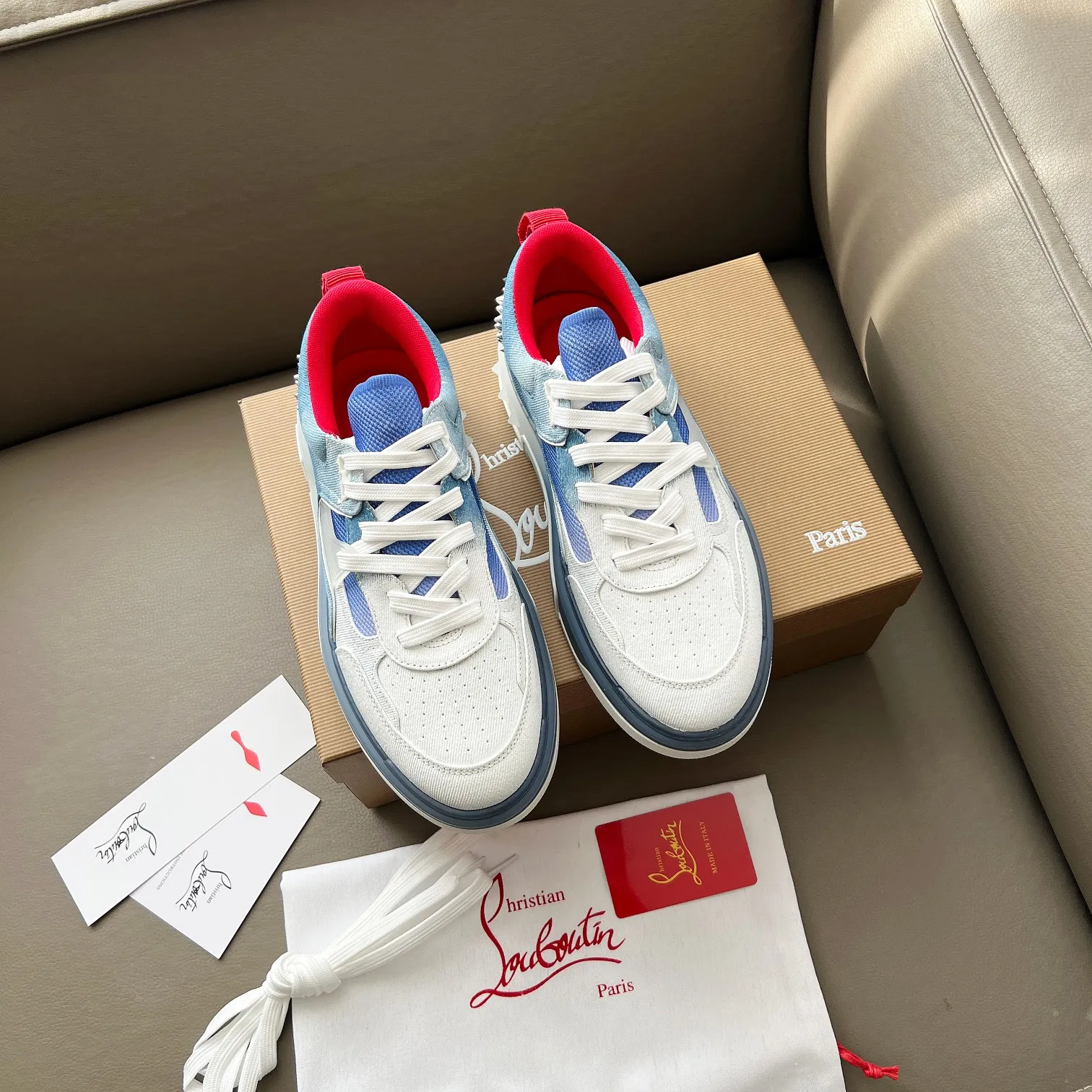Men's clothing and shoes 💰700! 🌹🌹🌹̋Wang Junkai Yang Mi Xu Kai Zhang Jingyi Ding Chengxin Chen Muchi Wang Ziyi Same style Christian Louboutin 2024 [New product] ASTROLOUBI unisex thick-soled sports shoes red-soled shoes are a perfect fusion of fashion and sports. The fabric is made of imported high-quality washed denim, and the surface is computer printed, and the back is decorated with classic rivets. The interior is blended with a knitted tongue for added durability, breathability and quick-drying comfort. The outsole is made of a combination of EVA foam and imported rubber, and the colorful CL iconic letters on the side of the outsole show the brand's unique style. It is a ceiling-level comfortable skate shoe! ! ! Multiple colors available, women’s sizes 35--40, men’s sizes 39--44 (45 customized)